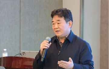 2025年中国皮革协会工作会议在京召开